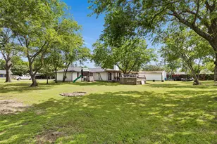 305 E Laura Ave, Quinlan, TX 75474 - Photo 25