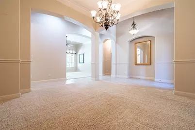6417 Colonial Drive, Granbury, TX 76049 - Photo 5