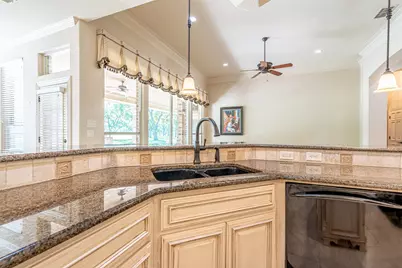 6417 Colonial Drive, Granbury, TX 76049 - Photo 17