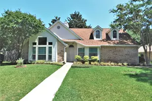 1539 Pickwick Ln, Denton, TX 76209 - Photo 1