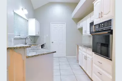 1539 Pickwick Lane, Denton, TX 76209 - Photo 9