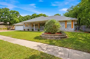 217 Spruce Cir, Azle, TX 76020 - Photo 3