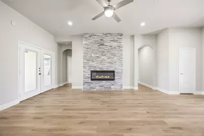 8409 Willowbrook Drive, Rowlett, TX 75088 - Photo 3