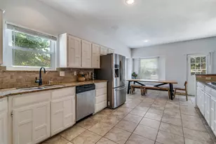 8321 Bristol Ct, Rowlett, TX 75089 - Photo 7