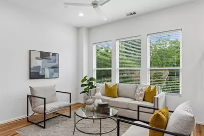 5647 Live Oak Street #102, Dallas, TX 75206 - Photo 3
