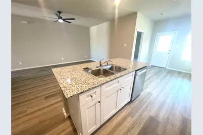 5552 Rollins Drive, Krum, TX 76249 - Photo 13
