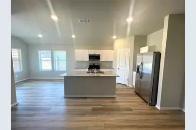 5552 Rollins Drive, Krum, TX 76249 - Photo 11