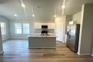 5552 Rollins Dr, Krum, TX 76249 - Photo 11