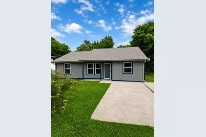 106 N 4th Street, Crandall, TX 75114 - Photo 1