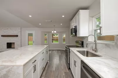 314 Sixpence Lane, Euless, TX 76039 - Photo 11