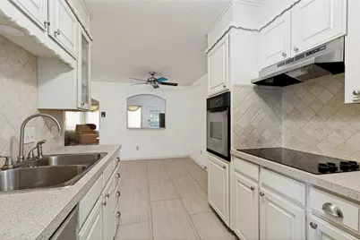 7813 Kermit Avenue, Fort Worth, TX 76116 - Photo 11