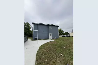 316 Henry Street, Waxahachie, TX 75165 - Photo 11