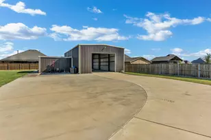 1231 Colorado Dr, Waxahachie, TX 75167 - Photo 9