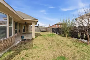 1310 Hearthstone Dr, Burleson, TX 76028 - Photo 31