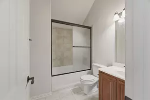 1310 Hearthstone Dr, Burleson, TX 76028 - Photo 29