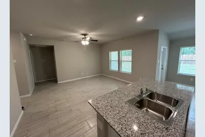 333 Lubbock Drive, Azle, TX 76020 - Photo 11