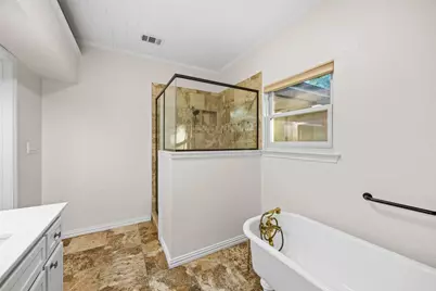 1044 E Woodridge Road, Waxahachie, TX 75165 - Photo 17