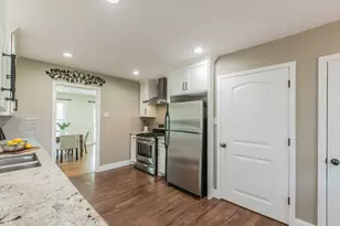 1312 W Lavender Ln, Arlington, TX 76013 - Photo 9