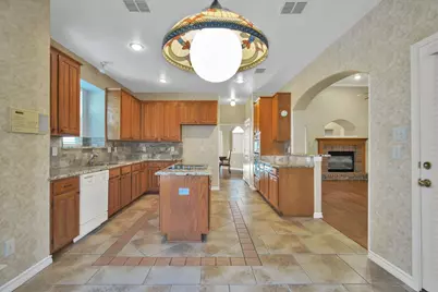 4213 Forestedge Drive, Grand Prairie, TX 75052 - Photo 15