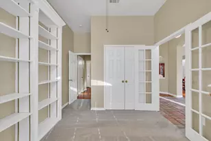 4213 Forestedge Dr, Grand Prairie, TX 75052 - Photo 7