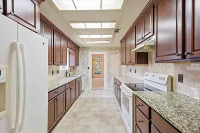 342 Omaha Lane, Duncanville, TX 75116 - Photo 7