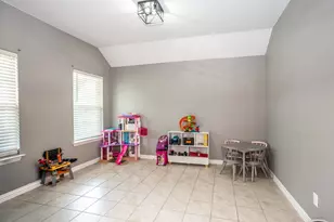 1816 Vallana Dr, Gainesville, TX 76240 - Photo 5