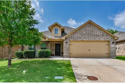 1816 Vallana Drive, Gainesville, TX 76240 - Photo 1