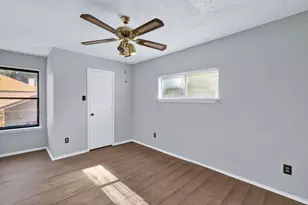 134 Main Pl, Euless, TX 76040 - Photo 13