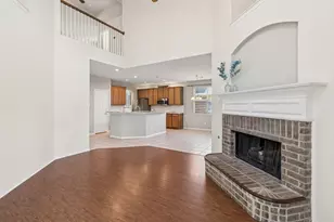 4508 Farringdon Ln, McKinney, TX 75070 - Photo 5
