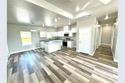 3415 Henderson Street, Greenville, TX 75401 - Photo 3