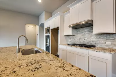 2612 Walnut Creek Lane, The Colony, TX 75056 - Photo 7