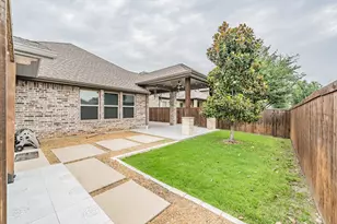 612 Rawlins Ln, Fort Worth, TX 76131 - Photo 17