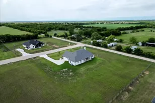 8524 Bronco Dr, Godley, TX 76044 - Photo 29