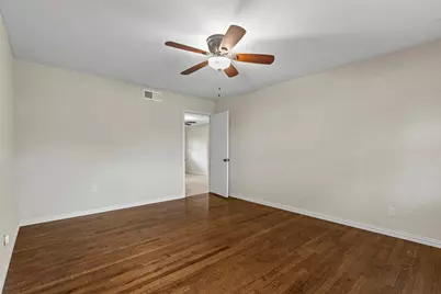 9209 Boundbrook Avenue, Dallas, TX 75243 - Photo 9