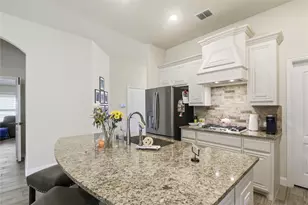 1316 Stoneleigh Pl, Aubrey, TX 76227 - Photo 9