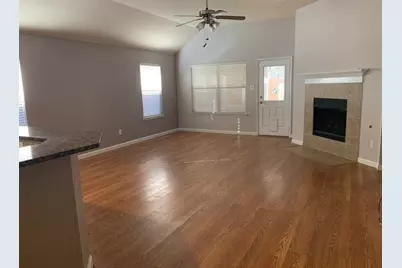 15721 Wheelhorse Trail, Fort Worth, TX 76262 - Photo 17