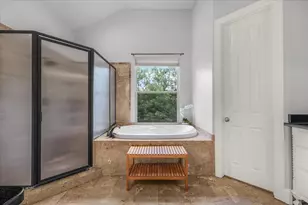 10021 Yeoman Ln, Fort Worth, TX 76179 - Photo 17