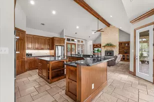 10021 Yeoman Ln, Fort Worth, TX 76179 - Photo 7