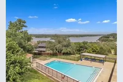 2206 Beverly Drive, Granbury, TX 76048 - Photo 11