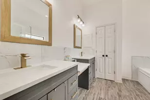 2422 Black Spruce Ct, Arlington, TX 76001 - Photo 23