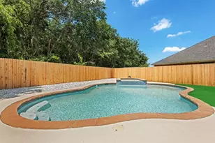 2422 Black Spruce Ct, Arlington, TX 76001 - Photo 35
