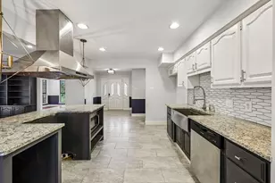 5209 Fairway Cir, De Cordova, TX 76049 - Photo 15