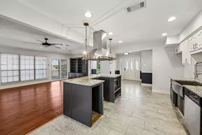 5209 Fairway Circle, DeCordova, TX 76049 - Photo 11