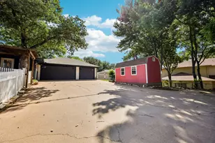 5209 Fairway Cir, De Cordova, TX 76049 - Photo 39