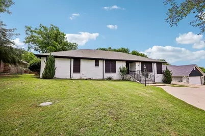5209 Fairway Circle, DeCordova, TX 76049 - Photo 3