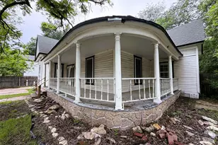 215 Heath St, Cleburne, TX 76031 - Photo 3