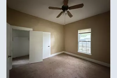 215 Heath Street, Cleburne, TX 76031 - Photo 23