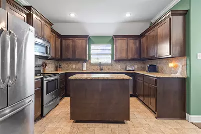 6512 Ashland Drive, Greenville, TX 75402 - Photo 13