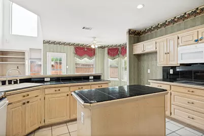 304 Kahala Drive, Dallas, TX 75218 - Photo 11