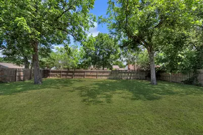 821 Lovers Lane, Grapevine, TX 76051 - Photo 21